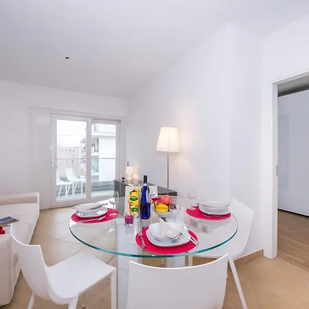 Prestige Du Lac 38 Апартаменты Лугано